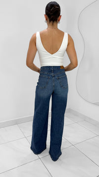STRAIGHT HIGH WAISTED DENIM JEANS