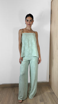 SET MENTA CON BORDADO