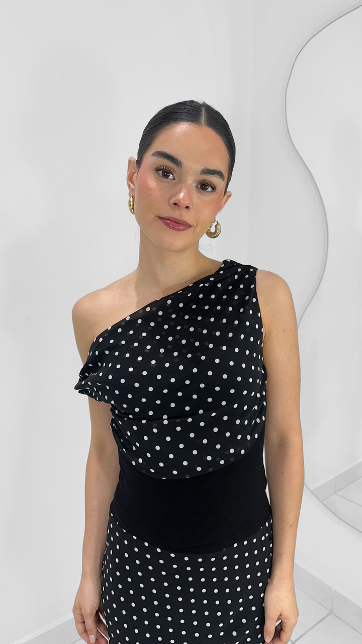 TOP ASIMÉTRICO DE LUNARES NEGRO