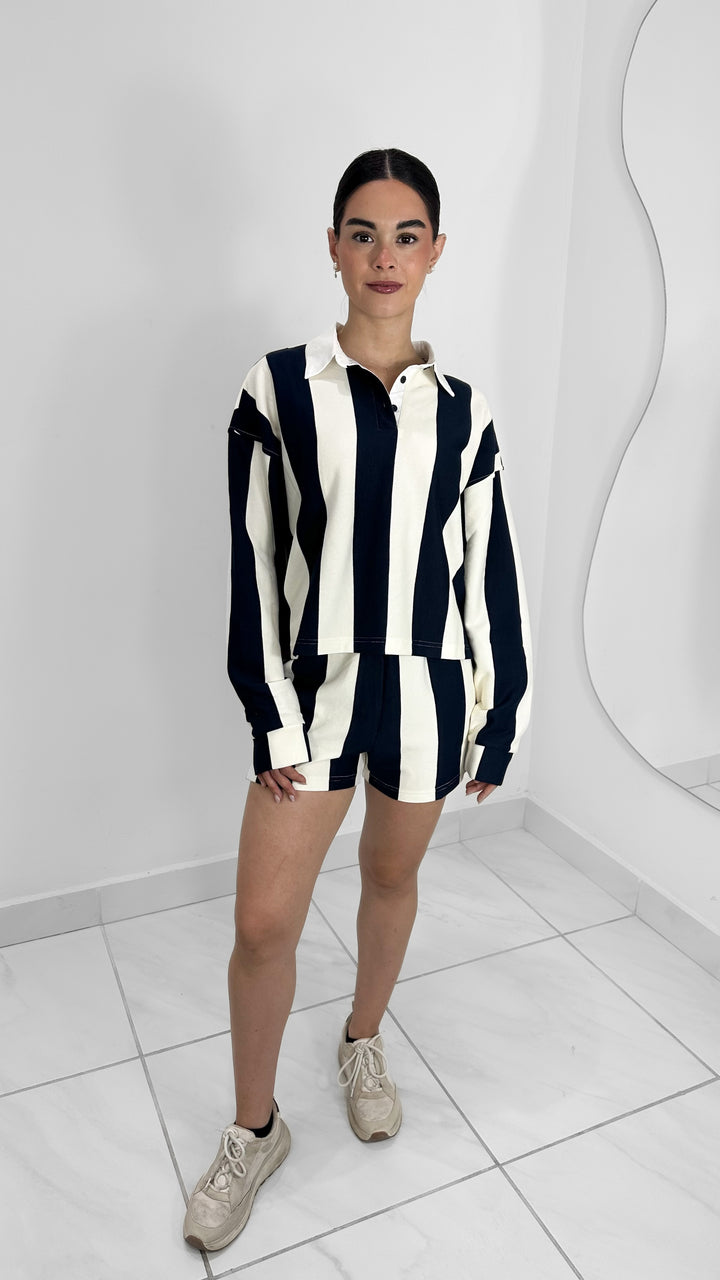 CONJUNTO DE RAYAS AZUL MARINO Y BLANCO