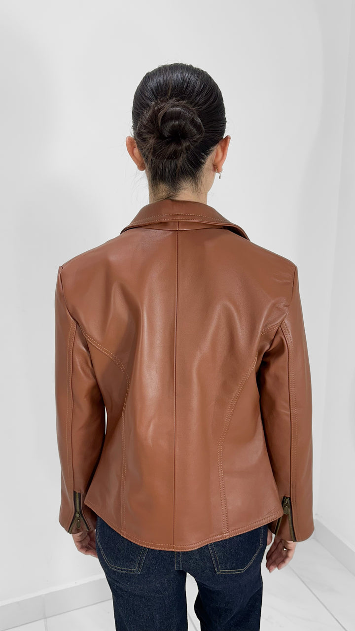 CHAMARRA DE PIEL GENUINA CAFÉ CAMELLO