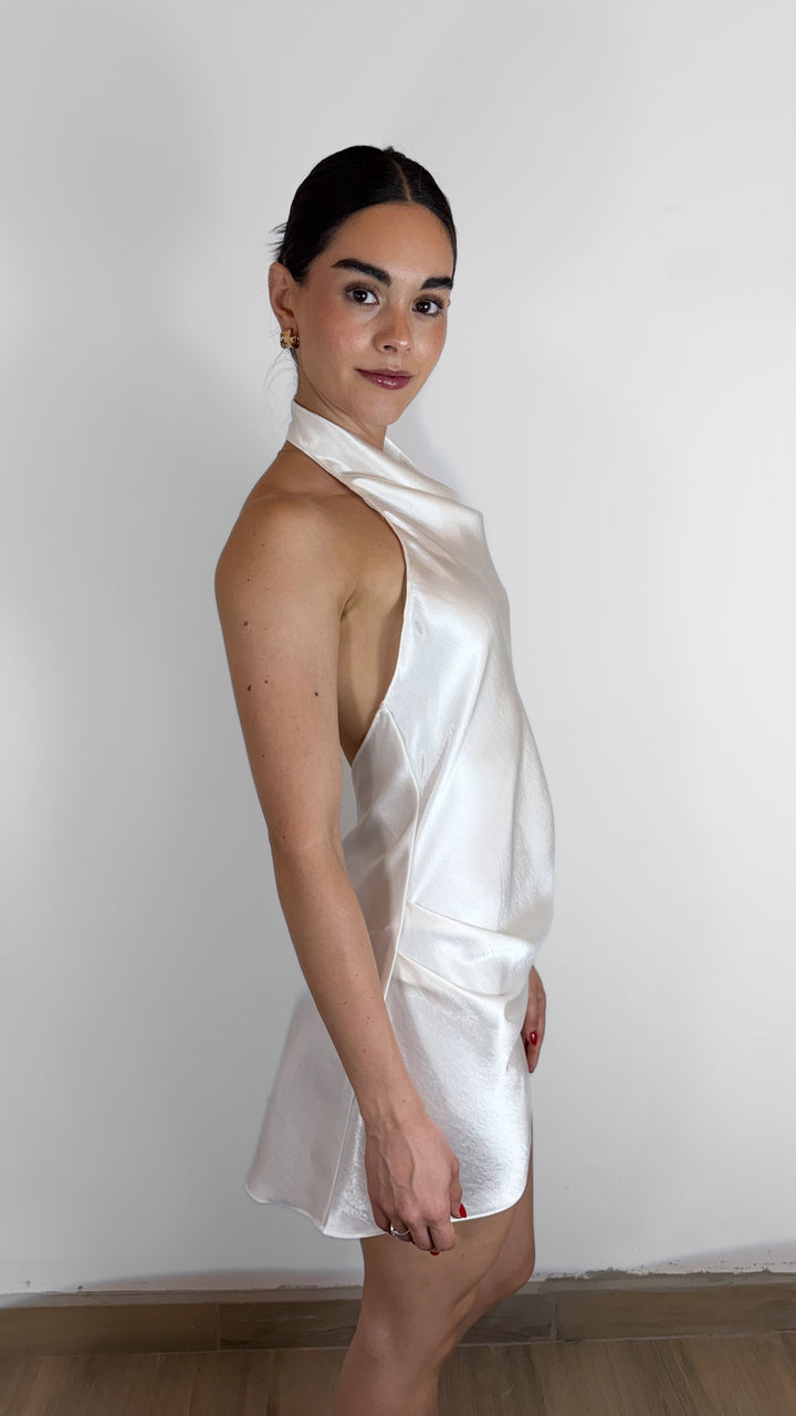 VESTIDO HALTER SATIN IVORY SIN ESPALDA