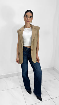CHALECO TIPO BLAZER OVERSIZED CON HOMBRERAS BEIGE