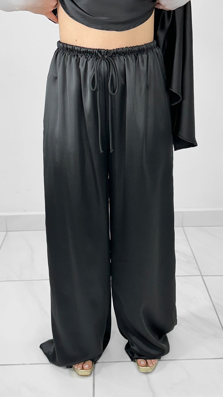PANTALÓN ANCHO DE SATÍN NEGRO