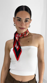 PAÑUELO PLISADO DE SEDA