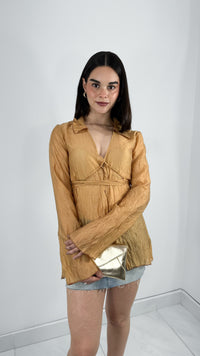 MAXI BLUSA MESH EFECTO LAZO DORADA