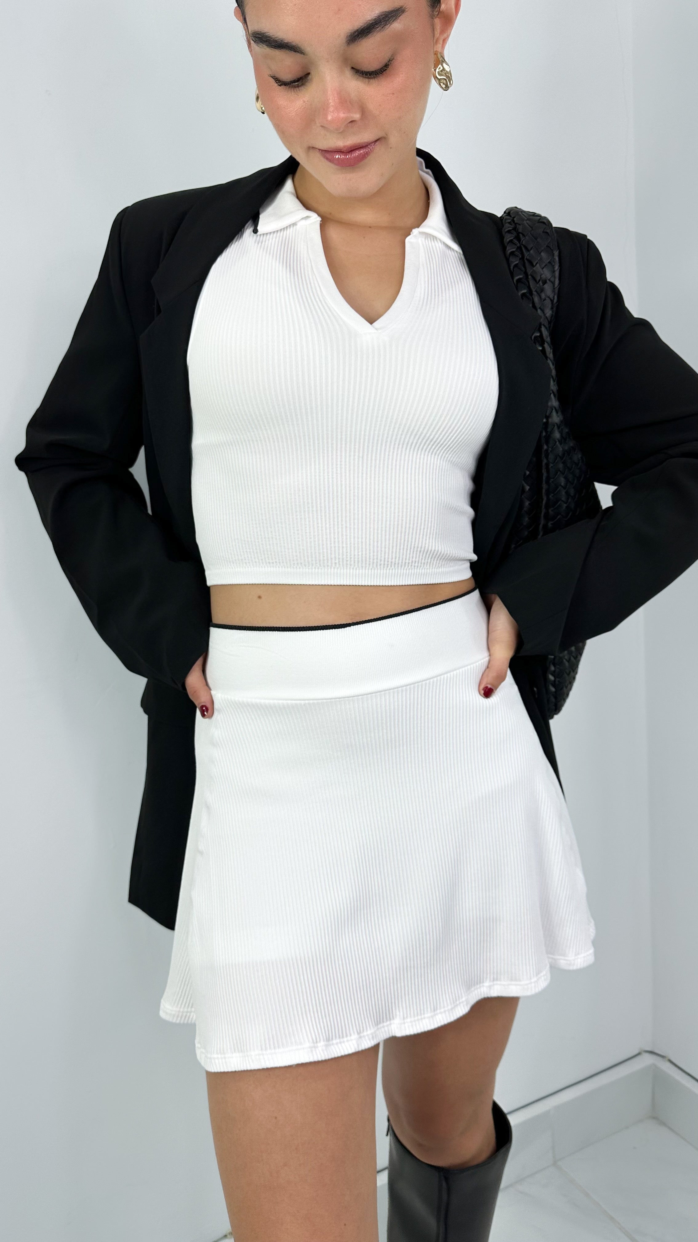 B TENIS IVORY SKORT FALDA SHORT
