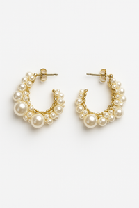 ARETE DE PERLAS EN FORMA DE MEDIA LUNA