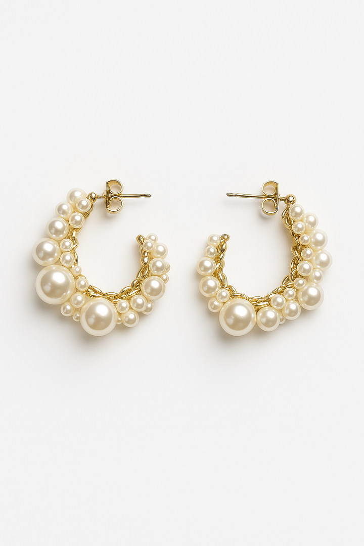 ARETE DE PERLAS EN FORMA DE MEDIA LUNA