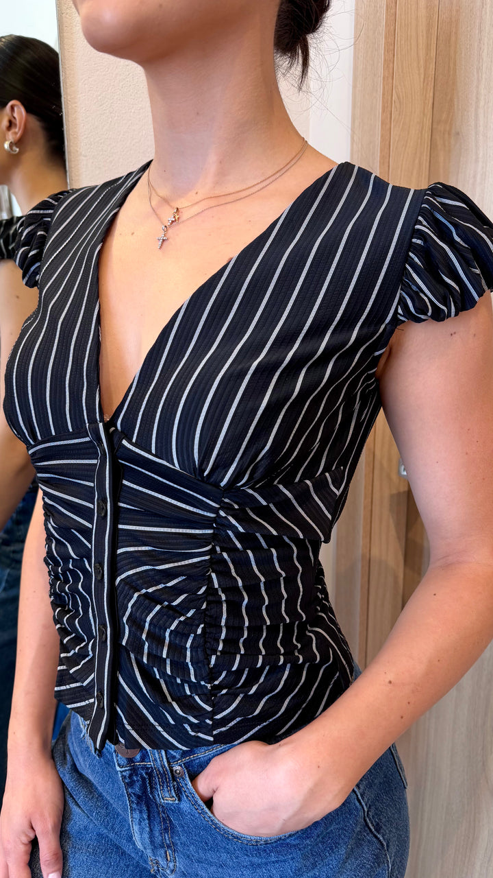 CAMISA MANGA CORTA NEGRA CON RAYAS