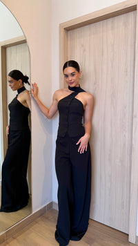 TOP CHALECO NEGRO CON BUFANDA