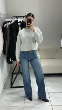 SUÉTER CORTO MANGA LARGA GRIS