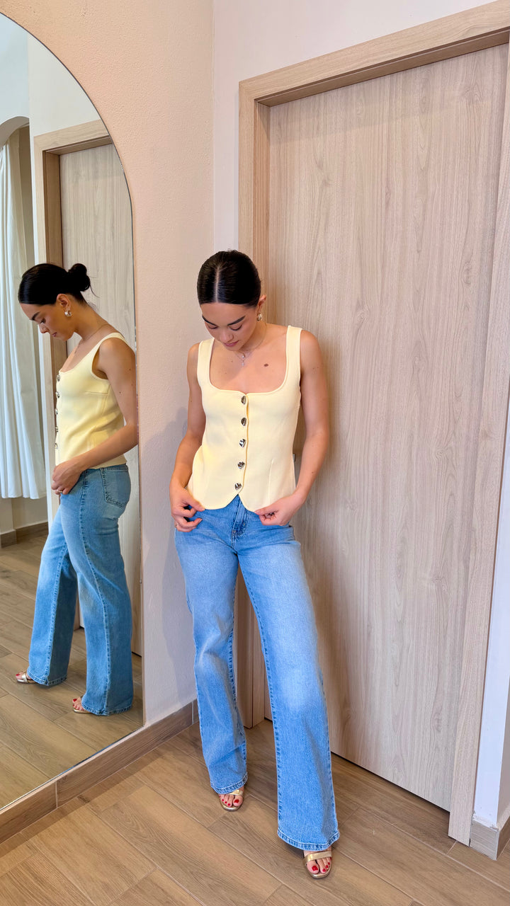 TOP KNIT AMARILLO CON BOTONES