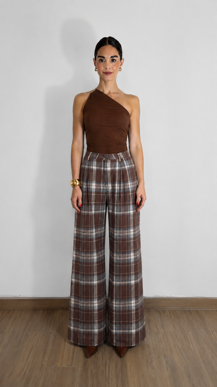 PANTALÓN FORMAL WIDE LEG DE CUADROS CAFÉ