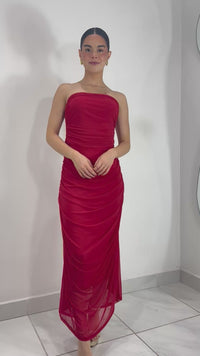VESTIDO STRAPLESS DRAPEADO MESH LARGO ROJO