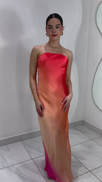 VESTIDO LARGO STRAPLESS SATIN BICOLOR NARANJA